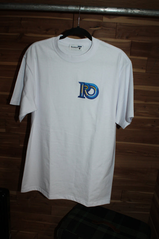 R10 white embroidered t-shirt with blue and gold logo, minimalist luxury fashion piece representing quiet luxury and timeless wardrobe essentials.