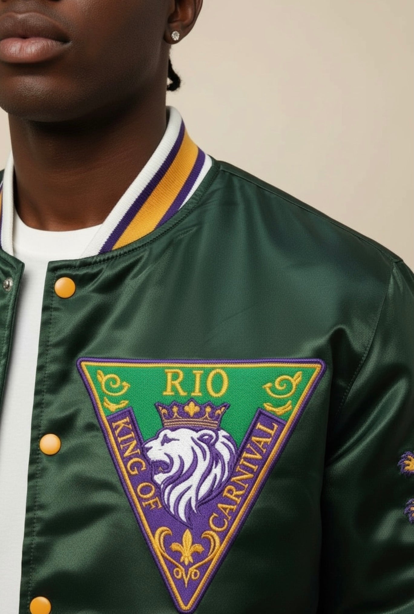 Esmeralda Oscura Satin Bomber – MG26 Limited Edition