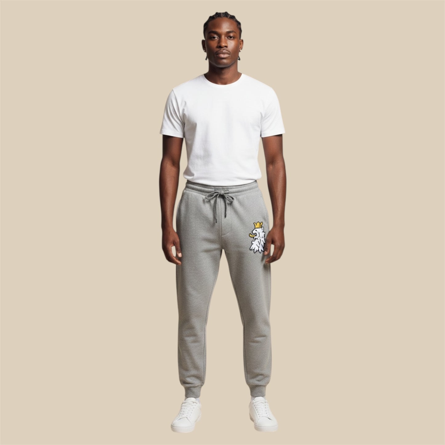 Leão Branco premium joggers in heavyweight cotton fleece with crowned white lion motif