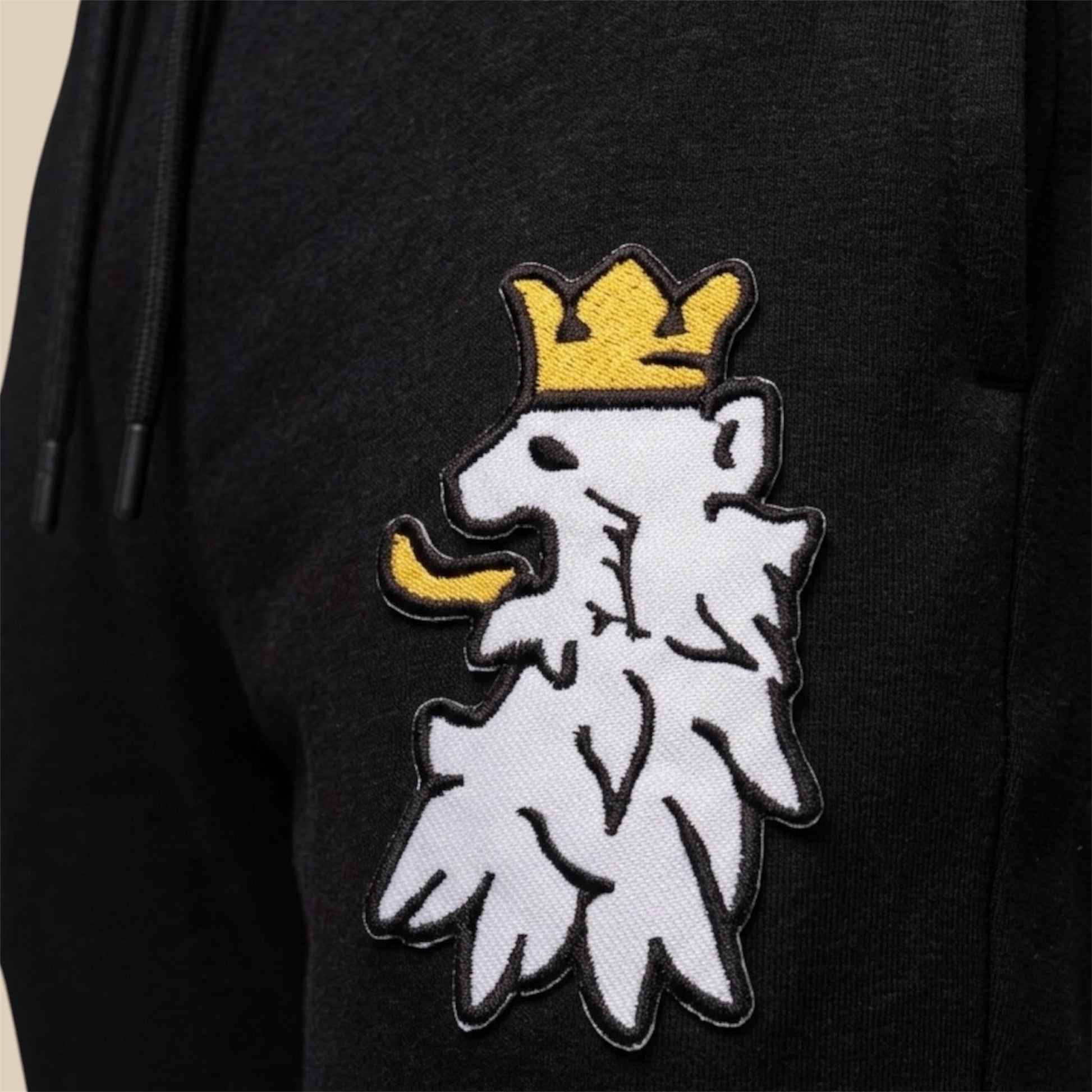 R10 black Leao Branco joggers embroidery detail 